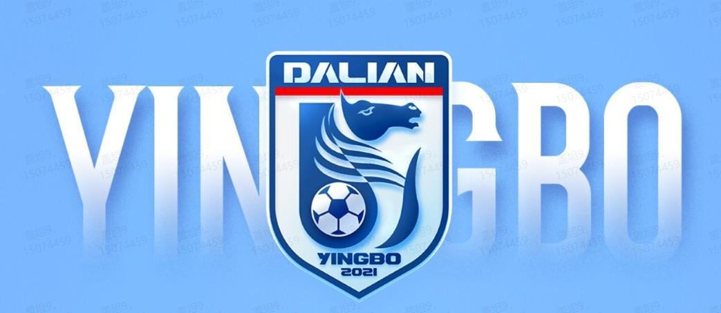 英博新赛季大名单：斯坦丘10号，阿奇姆彭30号，崔麒未入选